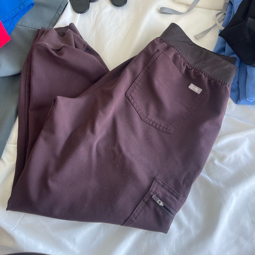 FIGS SCRUB ZAMORA JOGGERS BOTTOMS SZ LARGE PETITE ESPRESSO BROWN COLOR